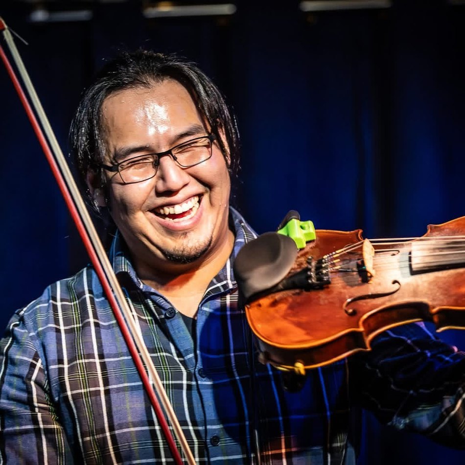 Wesley Hardisty playing fiddle